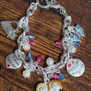 Sister Friendship Charm Bracelet NWOT